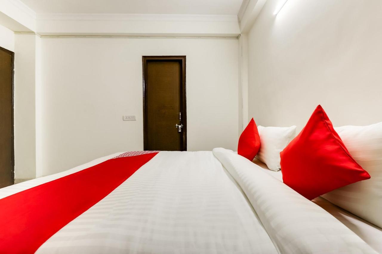 Hotel Oyo Flagship 61086 Shri Ram Residency